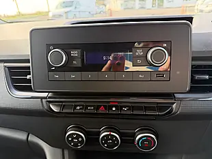 Used 2024 Renault Kangoo Start White - Interior and Exterior details 19