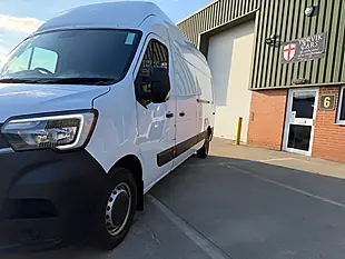 Used 2024 Renault Master Energy 35 Start White - Interior and Exterior details 17