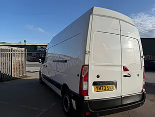 Used 2024 Renault Master Energy 35 Start White - Interior and Exterior details 20