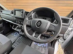Used 2024 Renault Master LM35 Advance Blue White - Interior and Exterior details 15