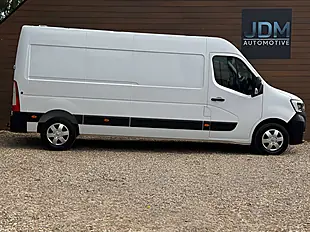 Used 2024 Renault Master LM35 Advance Blue White - Interior and Exterior details 2