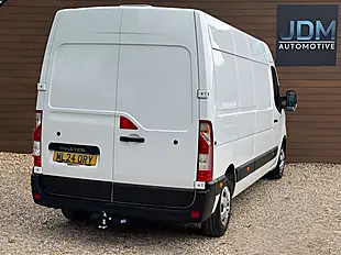 Used 2024 Renault Master LM35 Advance Blue White - Interior and Exterior details 3