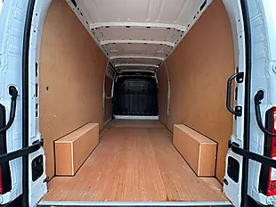 Used 2024 Renault Master LM35 Advance Blue White - Interior and Exterior details 5
