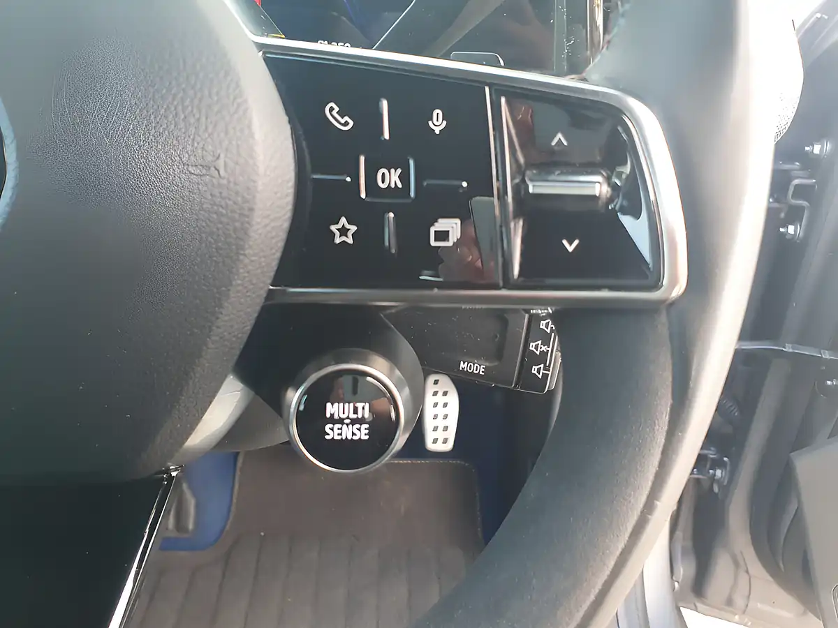 Used 2024 Renault Scenic Esprit Alpine Black - Interior and Exterior details 11