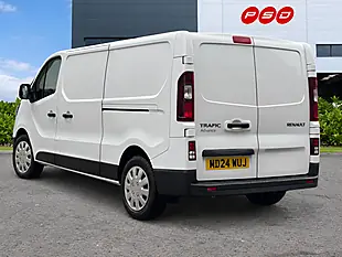 Used 2024 Renault Trafic Advance Glacier White - Interior and Exterior details 5