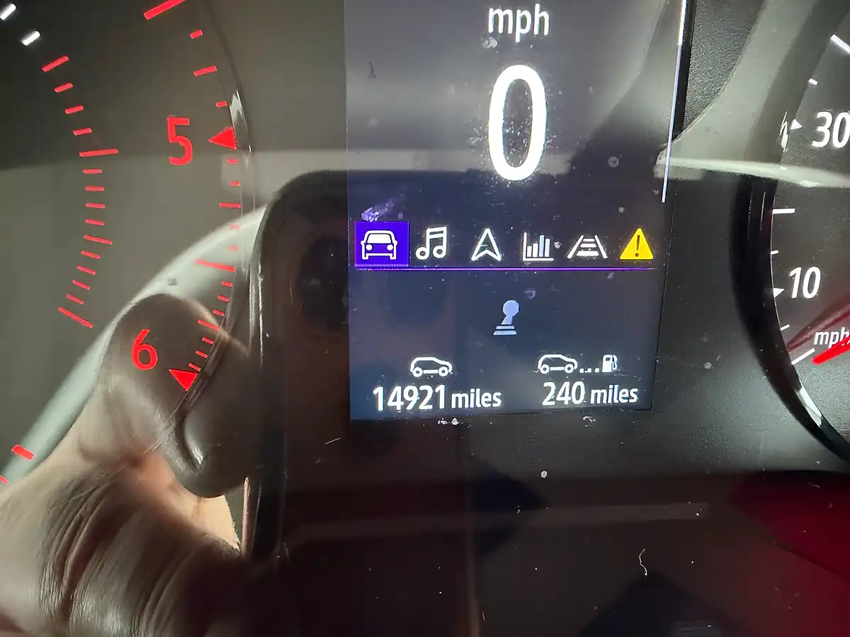 Used 2024 Renault Trafic Extra Sport Black - Interior and Exterior details 18