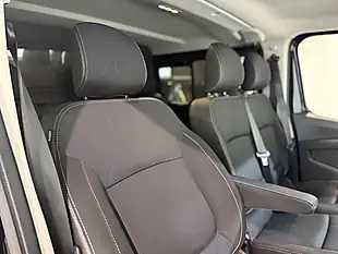Used 2024 Renault Trafic Extra Sport Black - Interior and Exterior details 16