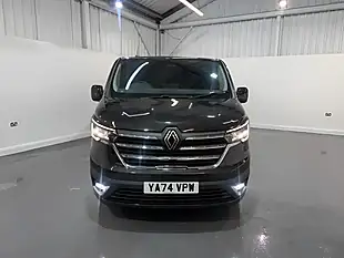 Used 2024 Renault Trafic Extra Sport Black - Interior and Exterior details 2