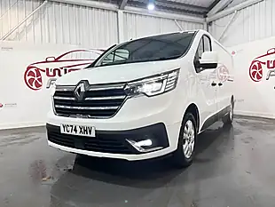 Used 2024 Renault Trafic Extra White - Interior and Exterior details 4