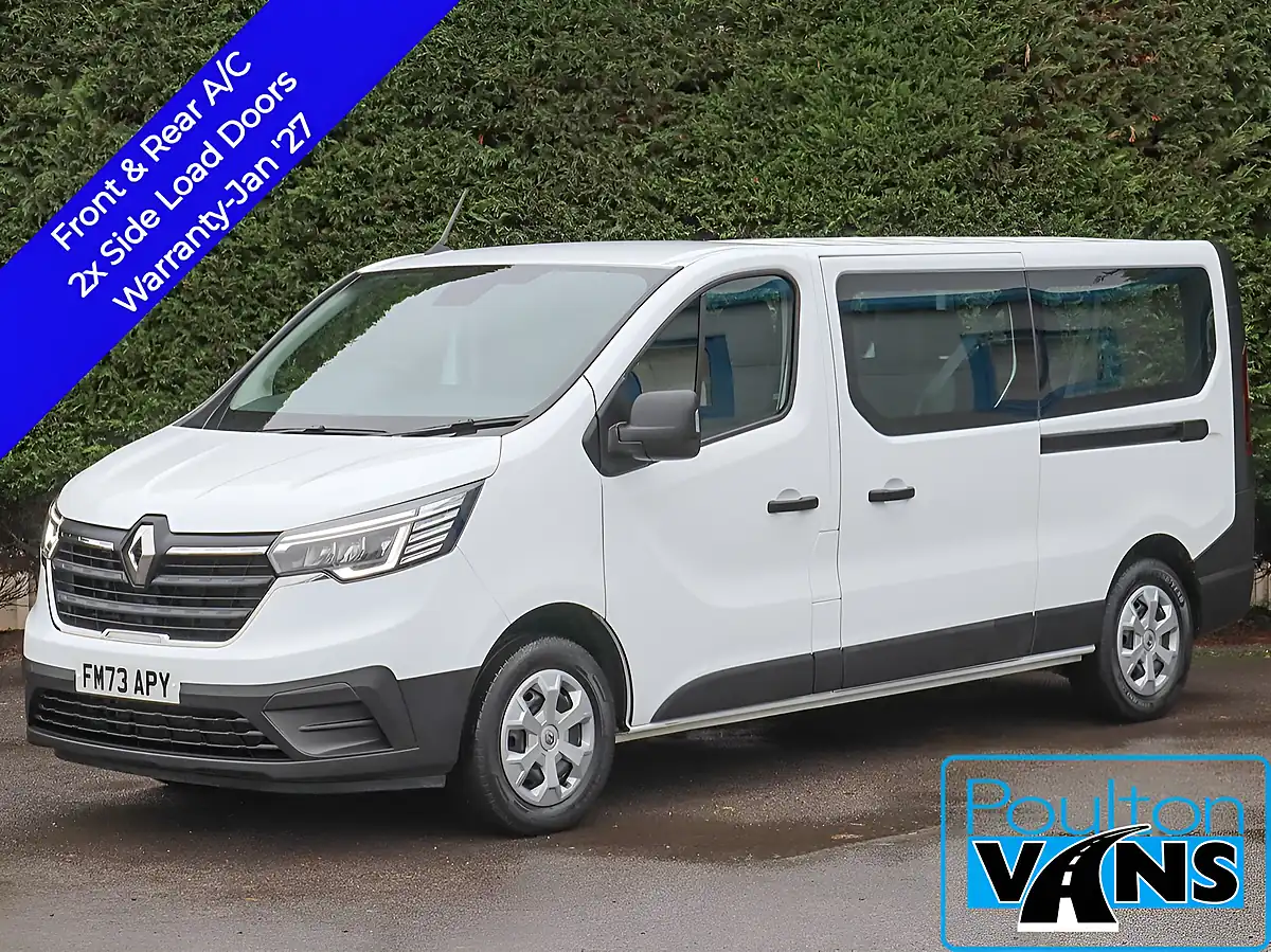 Used 2024 Renault Trafic LL30 Business Glacier White - Front View