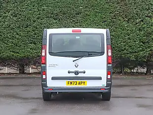 Used 2024 Renault Trafic LL30 Business Glacier White - Interior and Exterior details 11