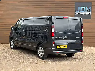 Used 2024 Renault Trafic LL30 Extra Blue Grey - Interior and Exterior details 5