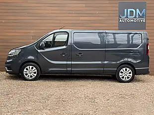 Used 2024 Renault Trafic LL30 Extra Blue Grey - Interior and Exterior details 6