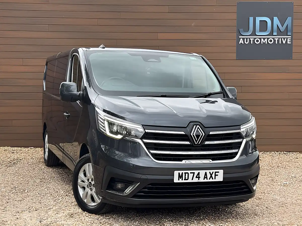 Used 2024 Renault Trafic LL30 Extra Slate Grey - Front View