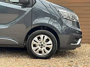Used 2024 Renault Trafic LL30 Extra Slate Grey - Interior and Exterior details 10