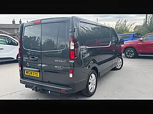 Used 2024 Renault Trafic SL30 Extra Slate Grey - Interior and Exterior details 4