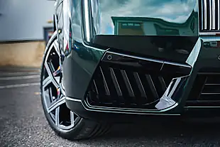 Used 2024 Rolls-Royce Cullinan Black Badge Series Ii Dark Emerald Metallic - Interior and Exterior details 10