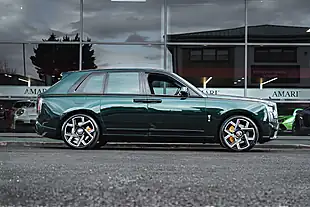 Used 2024 Rolls-Royce Cullinan Black Badge Series Ii Dark Emerald Metallic - Interior and Exterior details 2