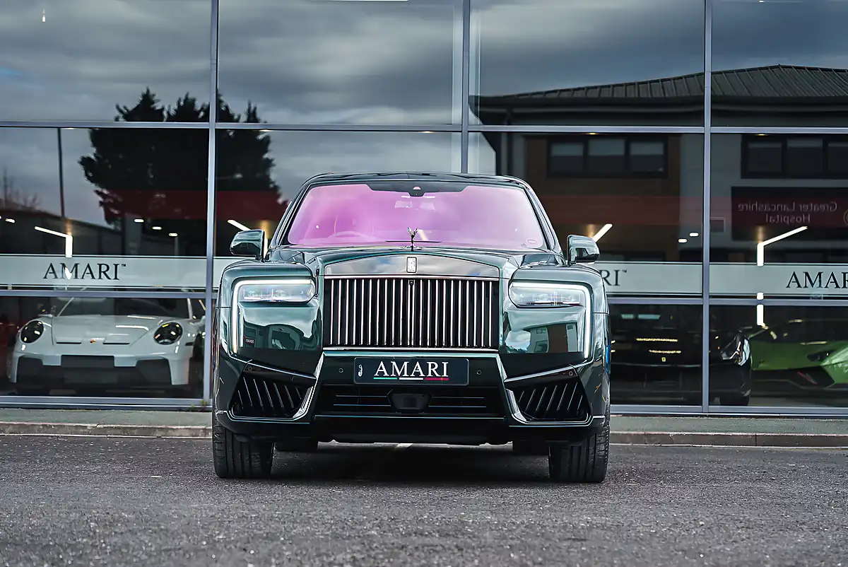 Used 2024 Rolls-Royce Cullinan Black Badge Series Ii Dark Emerald Metallic - Interior and Exterior details 4