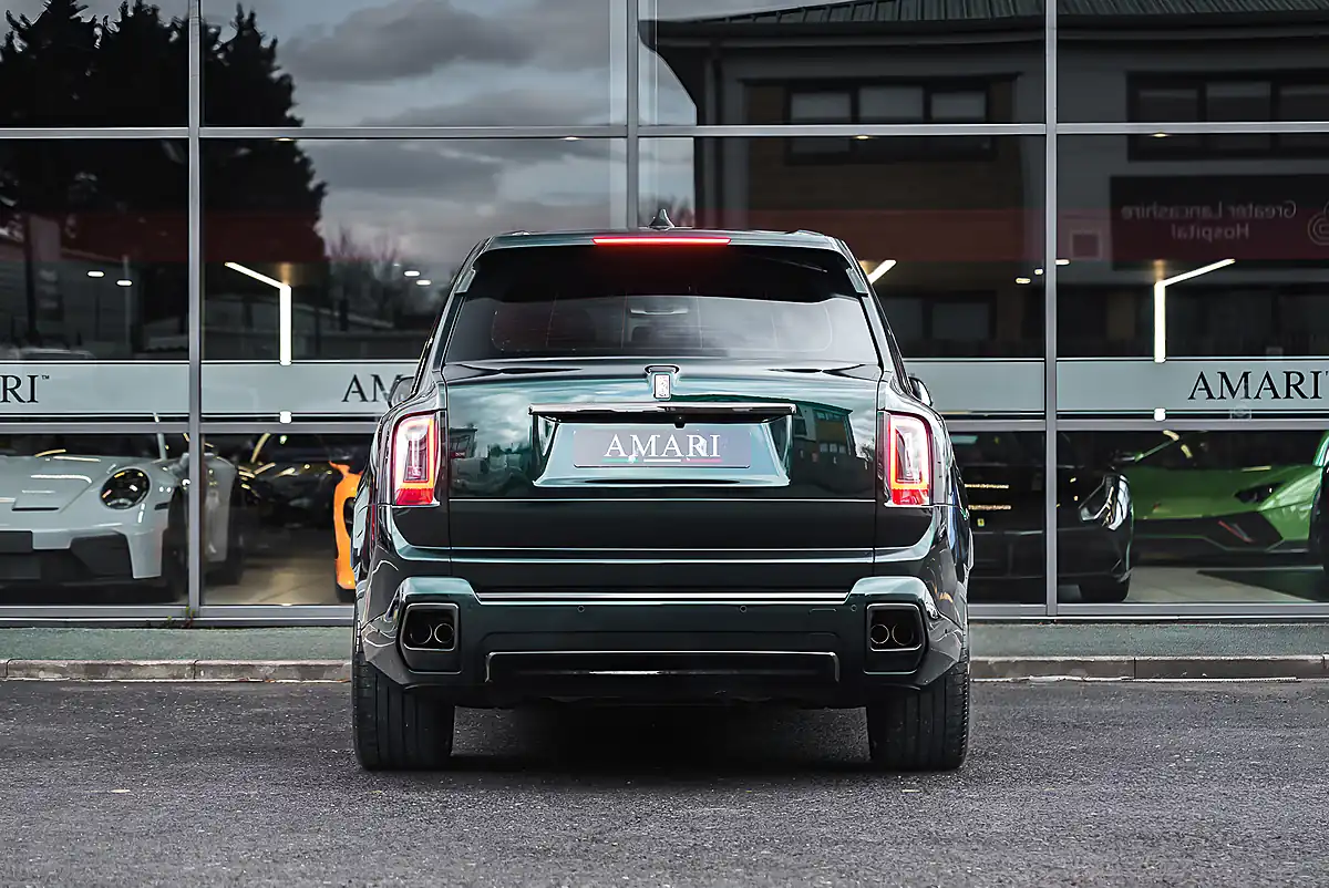 Used 2024 Rolls-Royce Cullinan Black Badge Series Ii Dark Emerald Metallic - Interior and Exterior details 5