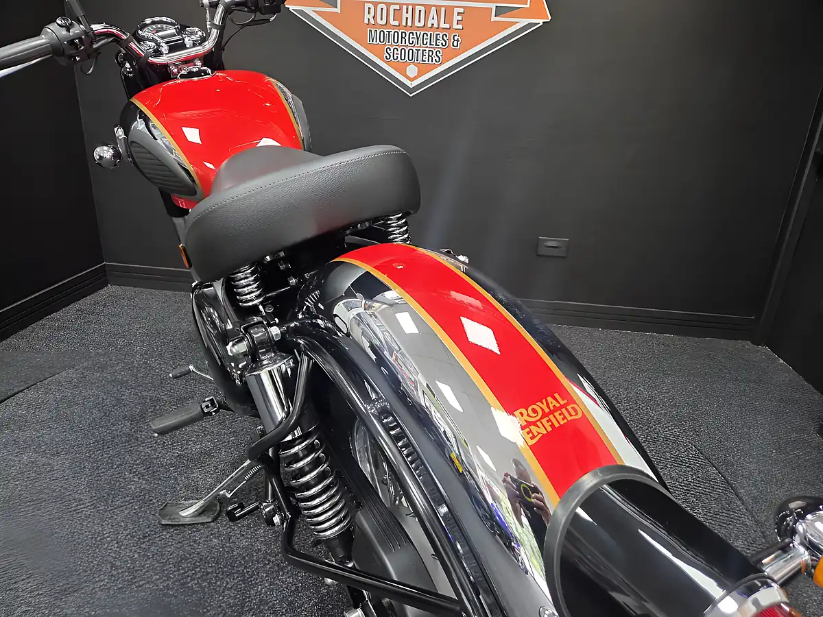 Used 2024 Royal Enfield Classic 350 Chrome and Red - Interior and Exterior details 12