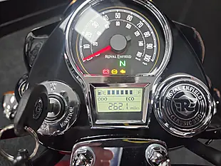 Used 2024 Royal Enfield Classic 350 Chrome and Red - Interior and Exterior details 13