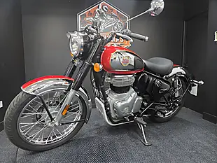 Used 2024 Royal Enfield Classic 350 Chrome and Red - Interior and Exterior details 9