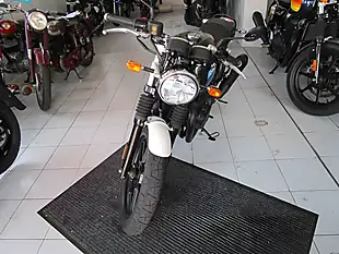Used 2024 Royal Enfield Continental GT 650 Classic Slipstream Blue - Interior and Exterior details 7