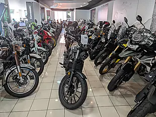Used 2024 Royal Enfield Continental GT 650 Standard Aprex Grey - Interior and Exterior details 12
