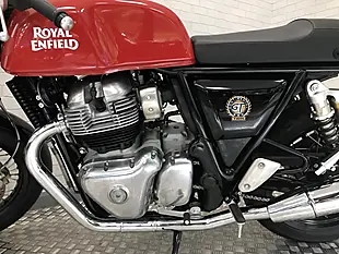 Used 2024 Royal Enfield Continental GT 650 Ventura Blue - Interior and Exterior details 10