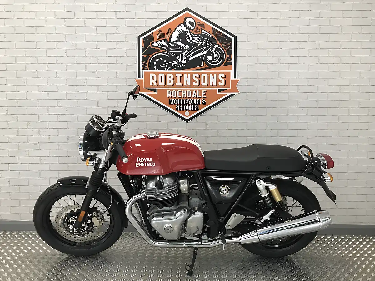 Used 2024 Royal Enfield Continental GT 650 Ventura Blue - Interior and Exterior details 6