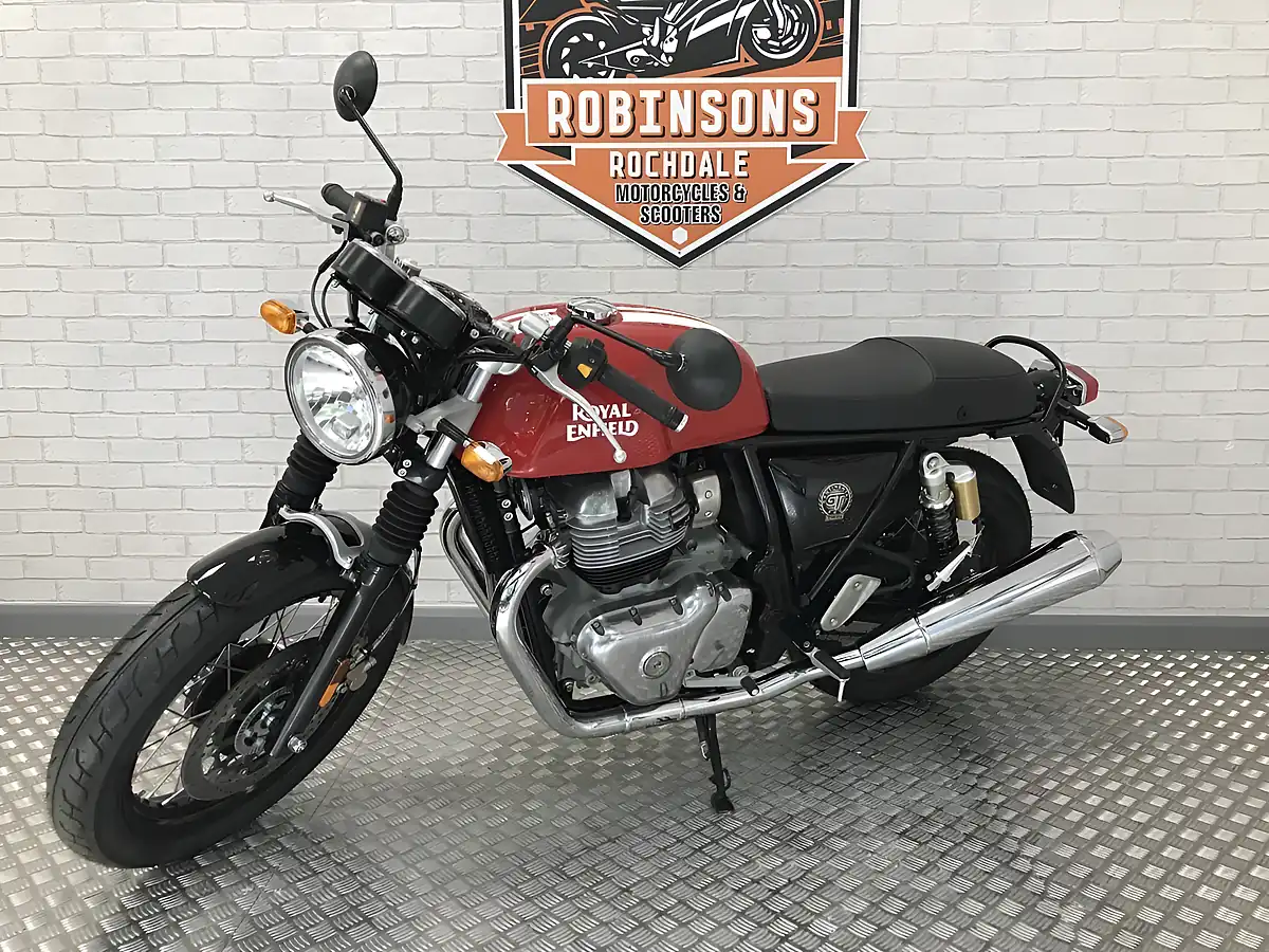 Used 2024 Royal Enfield Continental GT 650 Ventura Blue - Interior and Exterior details 7