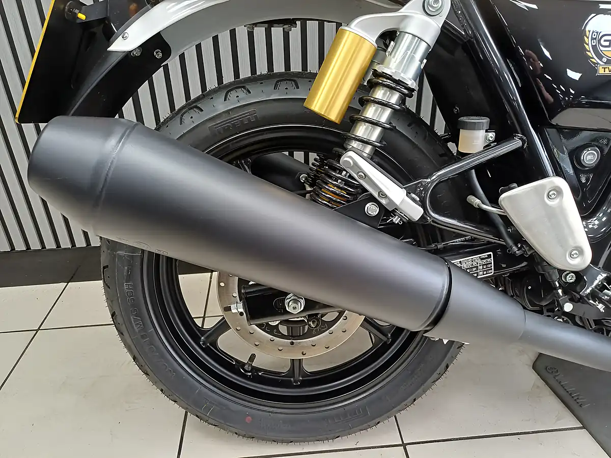 Used 2024 Royal Enfield Continental GT Apex Grey / Slipstream Blue - Interior and Exterior details 13