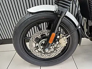 Used 2024 Royal Enfield Continental GT Apex Grey / Slipstream Blue - Interior and Exterior details 16