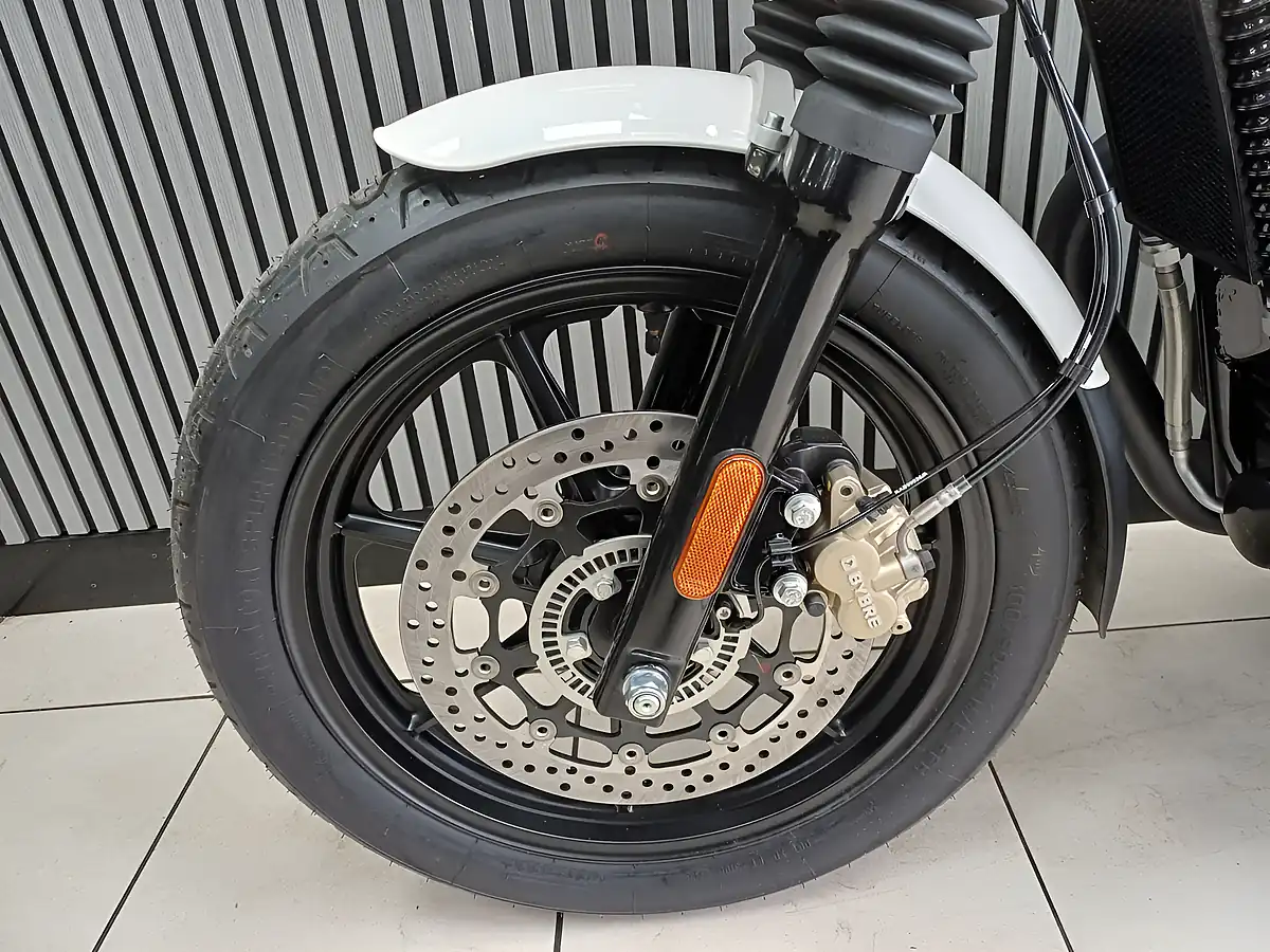 Used 2024 Royal Enfield Continental GT Apex Grey / Slipstream Blue - Interior and Exterior details 16