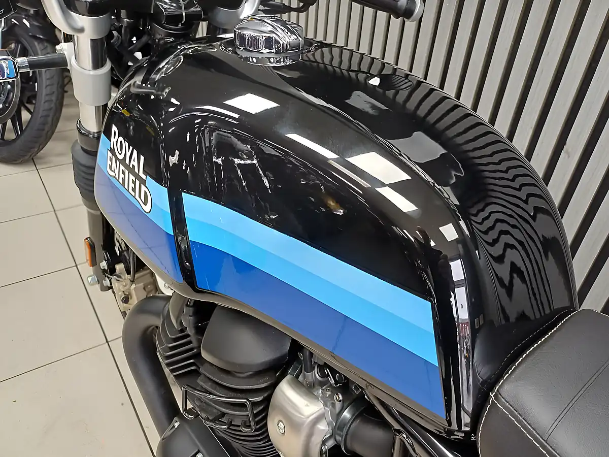 Used 2024 Royal Enfield Continental GT Apex Grey / Slipstream Blue - Interior and Exterior details 9
