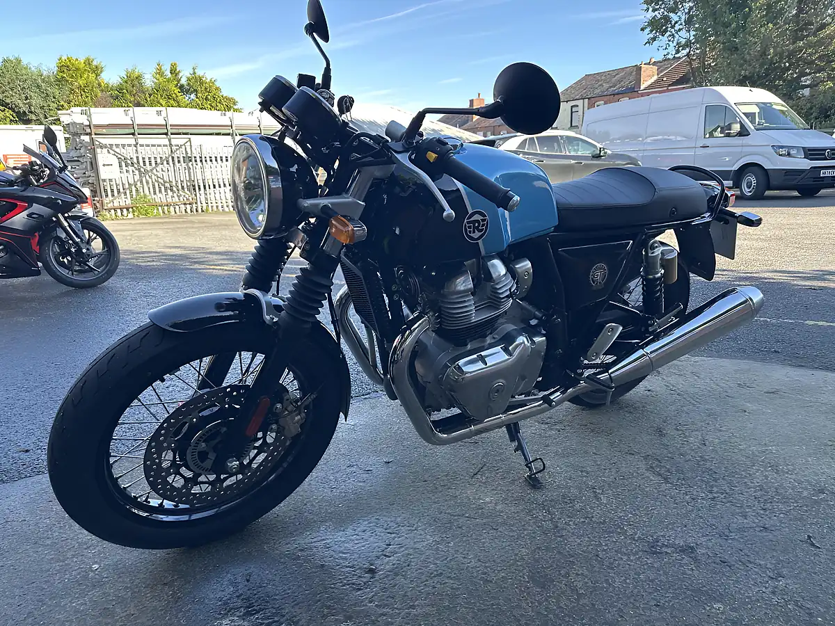 Used 2024 Royal Enfield Continental GT E Blue/Black - Interior and Exterior details 5
