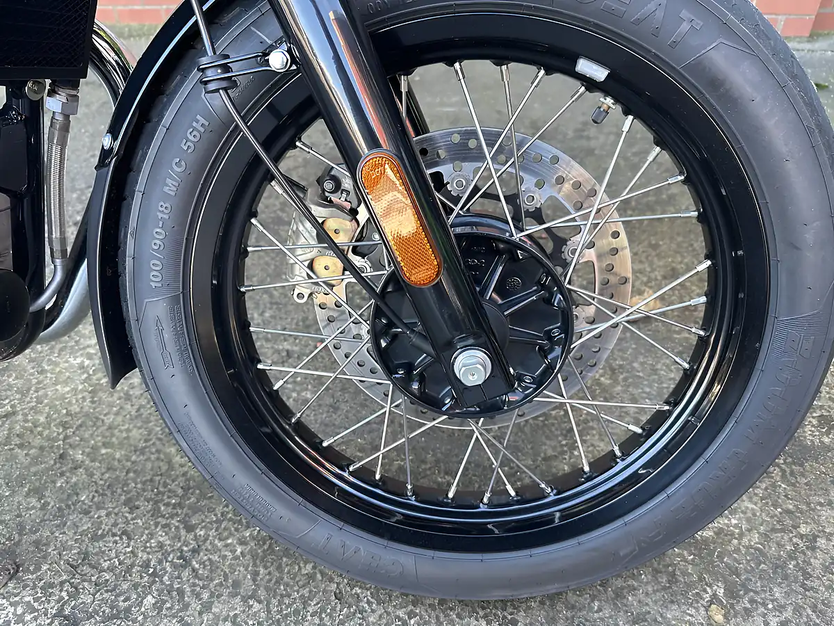 Used 2024 Royal Enfield Continental GT E Blue/Black - Interior and Exterior details 7
