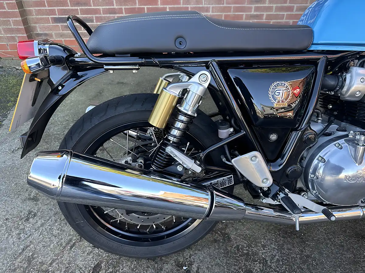 Used 2024 Royal Enfield Continental GT E Blue/Black - Interior and Exterior details 9