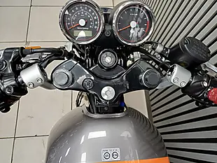 Used 2024 Royal Enfield Continental GT Grey - Interior and Exterior details 11