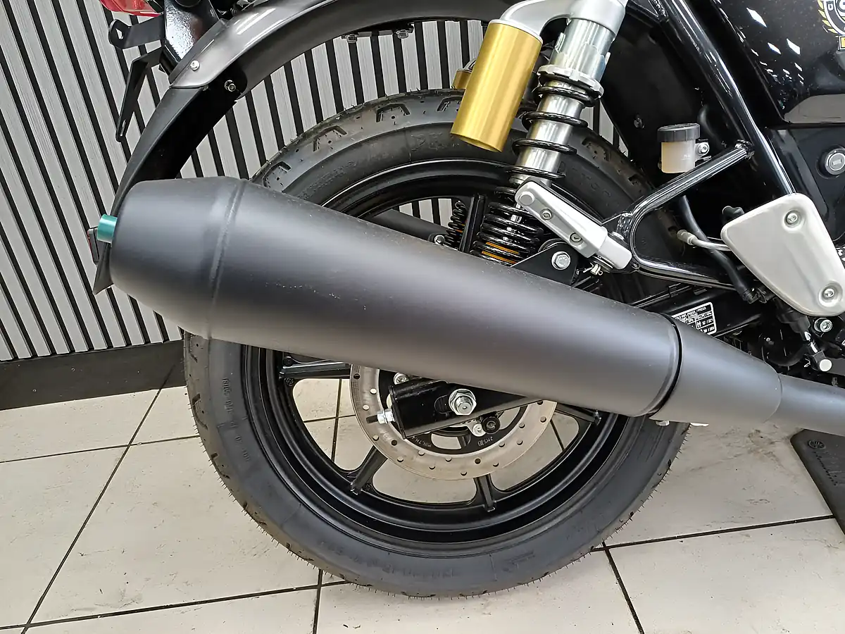 Used 2024 Royal Enfield Continental GT Grey - Interior and Exterior details 14