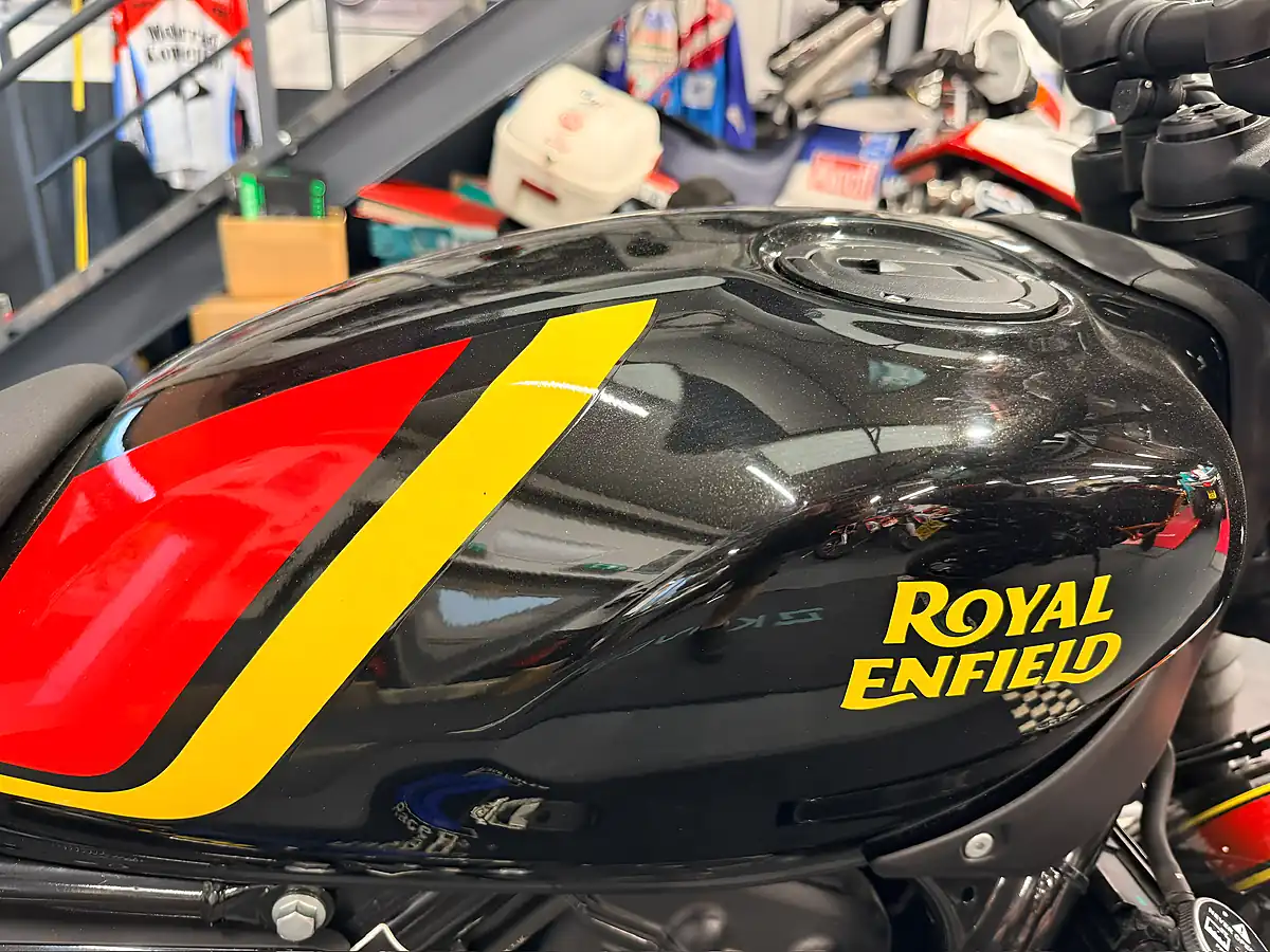 Used 2024 Royal Enfield Guerrilla - Interior and Exterior details 6