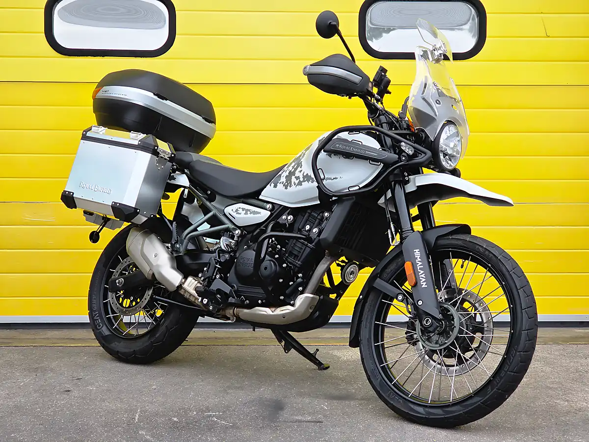 Used 2024 Royal Enfield Himalayan Abs White - Front View