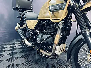 Used 2024 Royal Enfield Himalayan Camo Brown - Interior and Exterior details 10