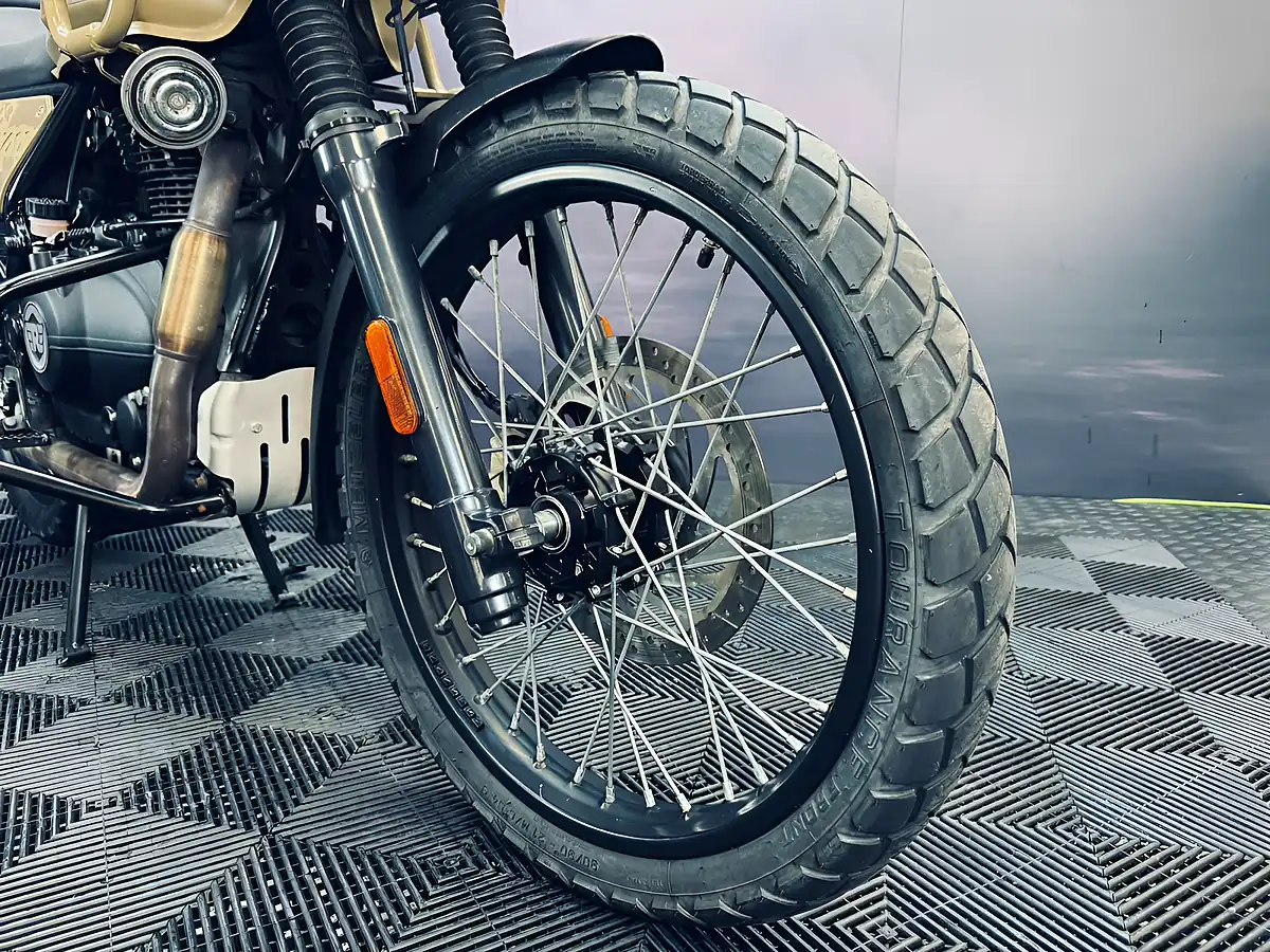Used 2024 Royal Enfield Himalayan Camo Brown - Interior and Exterior details 15