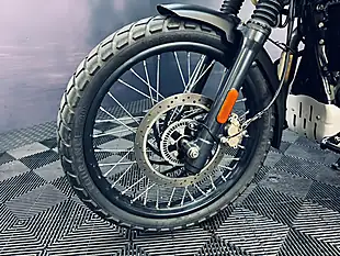 Used 2024 Royal Enfield Himalayan Camo Brown - Interior and Exterior details 16