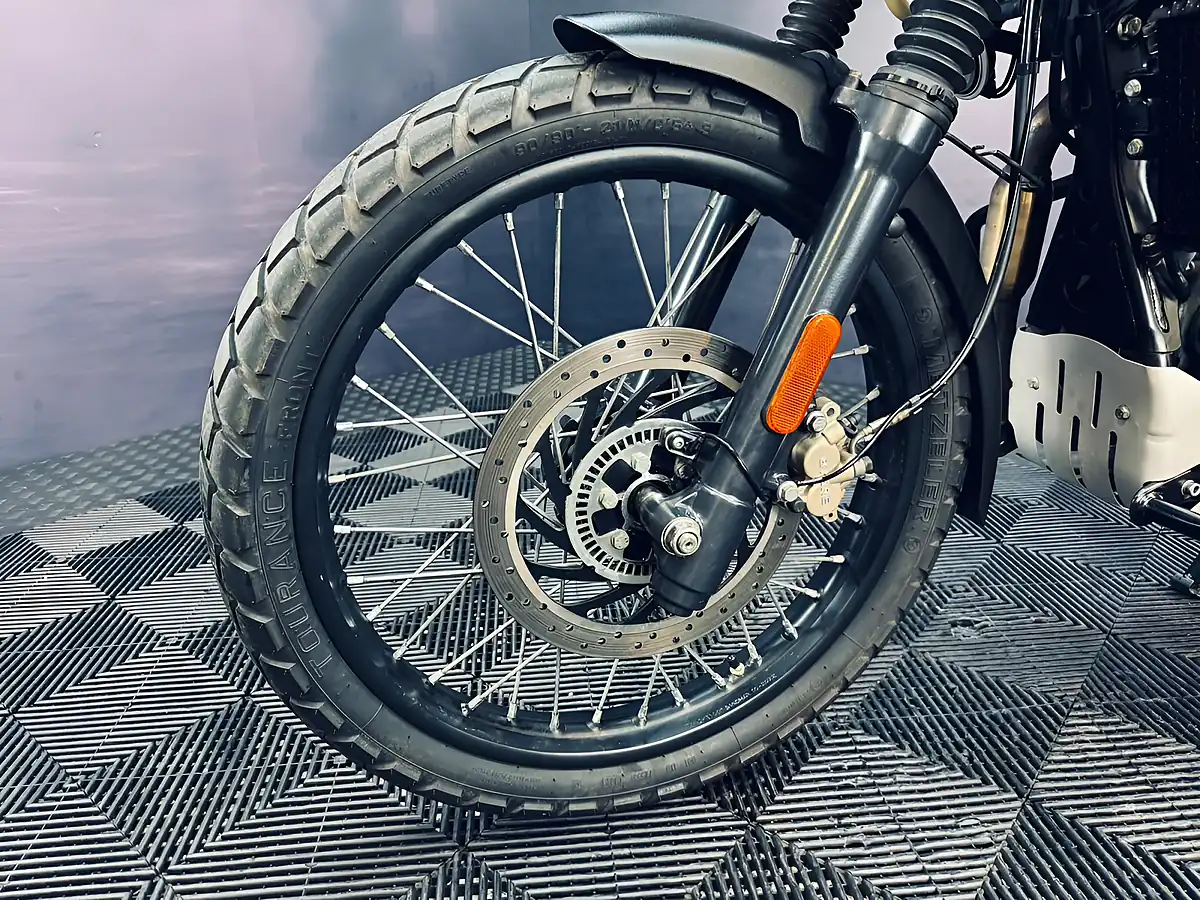 Used 2024 Royal Enfield Himalayan Camo Brown - Interior and Exterior details 16