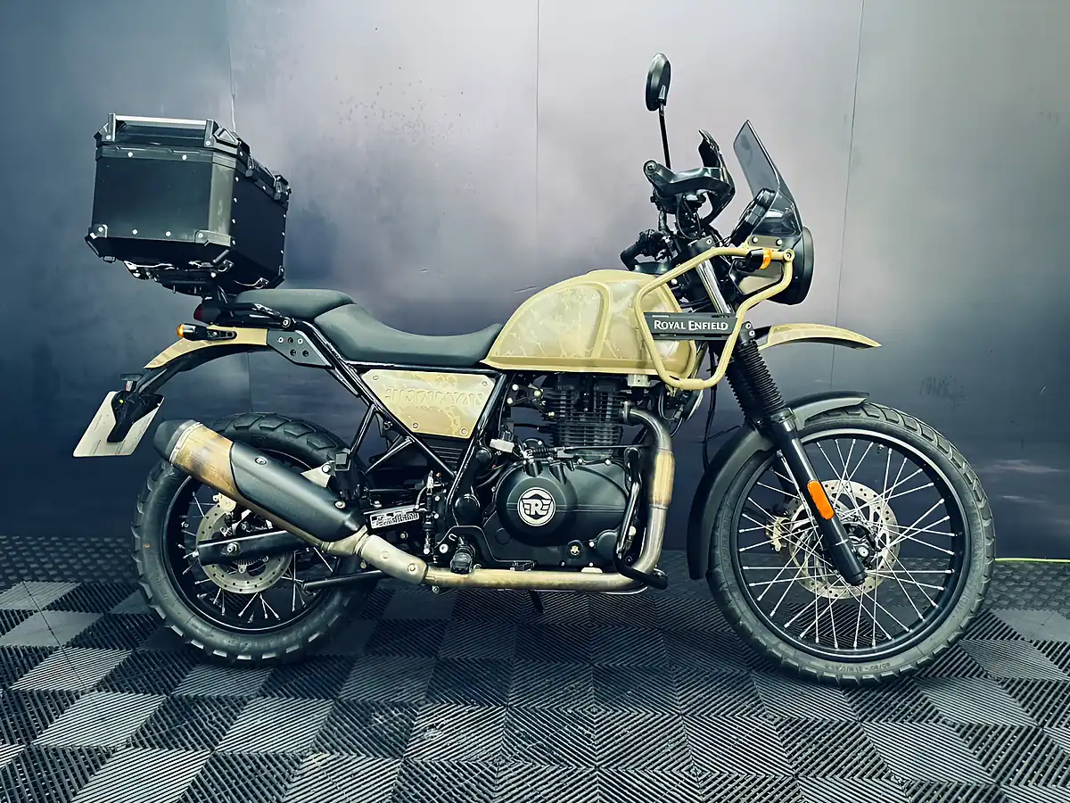 Used 2024 Royal Enfield Himalayan Camo Brown - Interior and Exterior details 2