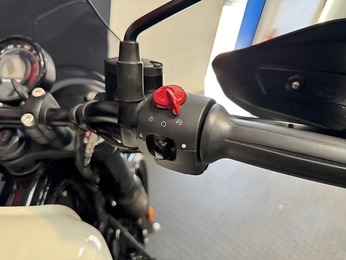 Used 2024 Royal Enfield Hunter 350 - Interior and Exterior details 12
