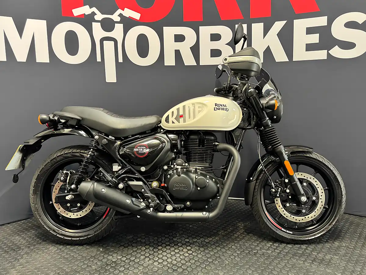 Used 2024 Royal Enfield Hunter 350 - Interior and Exterior details 3